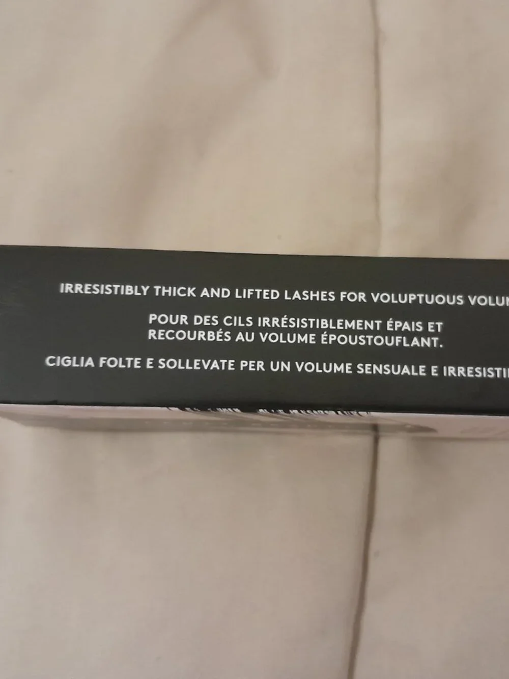 Fenty Beauty Hella Thicc Volumizing Mascara
